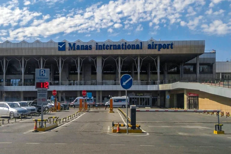 airport-manas